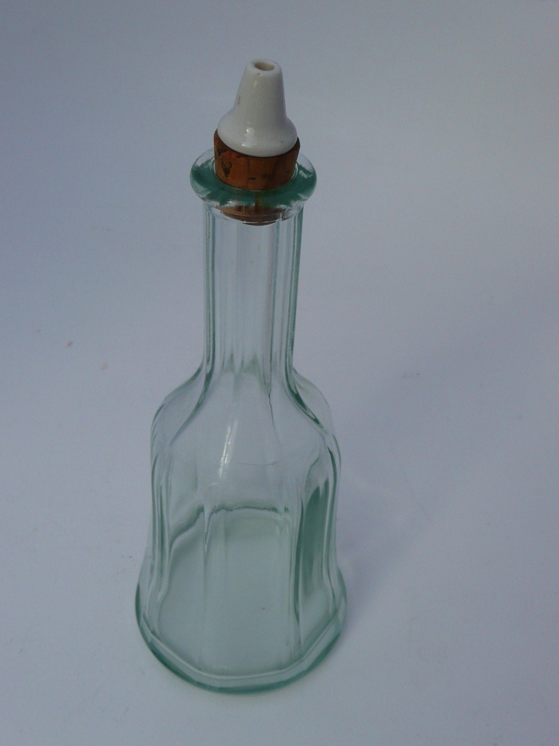 Vintage Glass Pour Bottle with Porcelin and Cork Pour Spout – Haute Juice