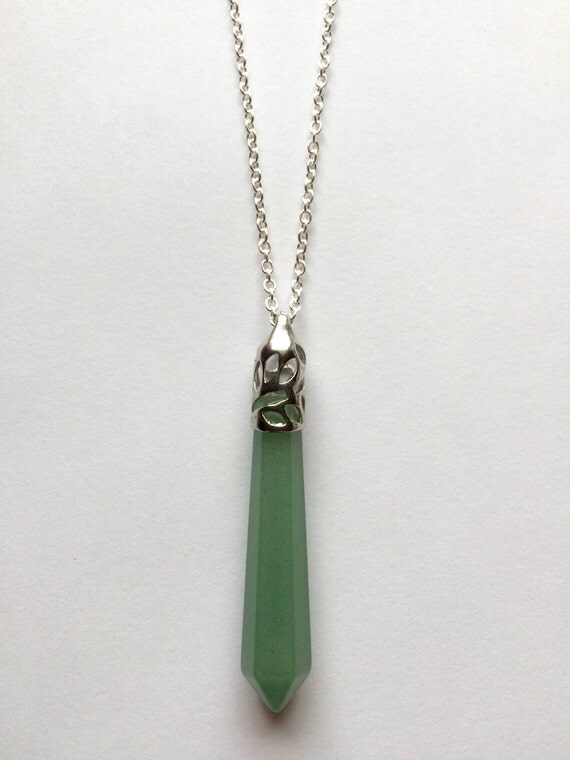 Green Aventurine pendant necklace by RMStarlightDesigns on Etsy