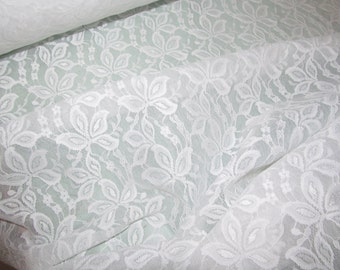 Top Quality 54" Wide White Laminated Floral Patterned Lace