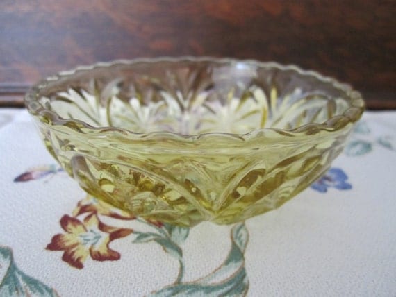 vintage amber starburst bowls