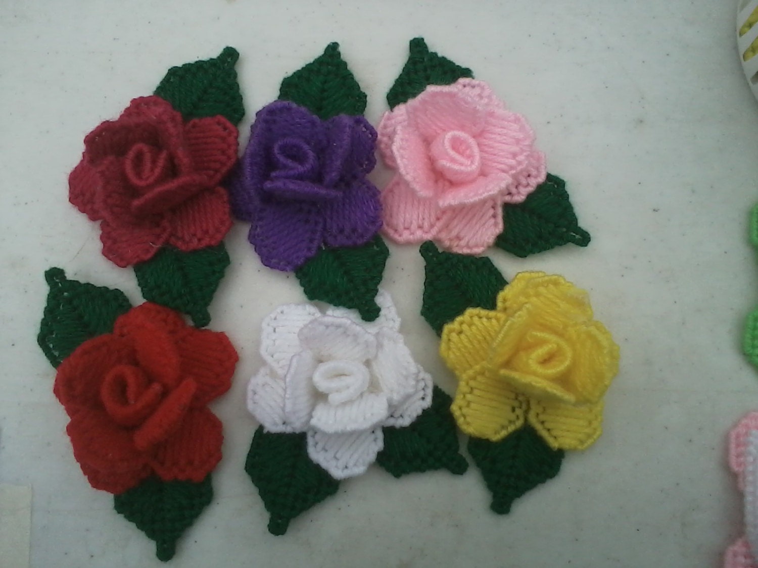 plastic canvas roses by on Etsy