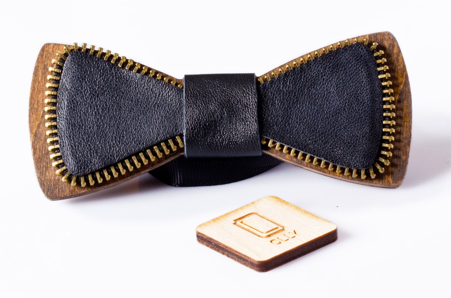 Wooden handmade unique and exclusive bow tie by OLLY