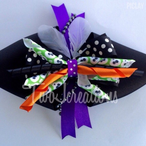 Items similar to Halloween hair bow toddler hair bow korker bow