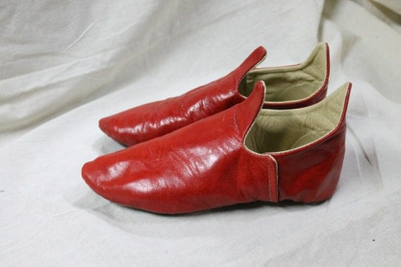 poulaine shoes