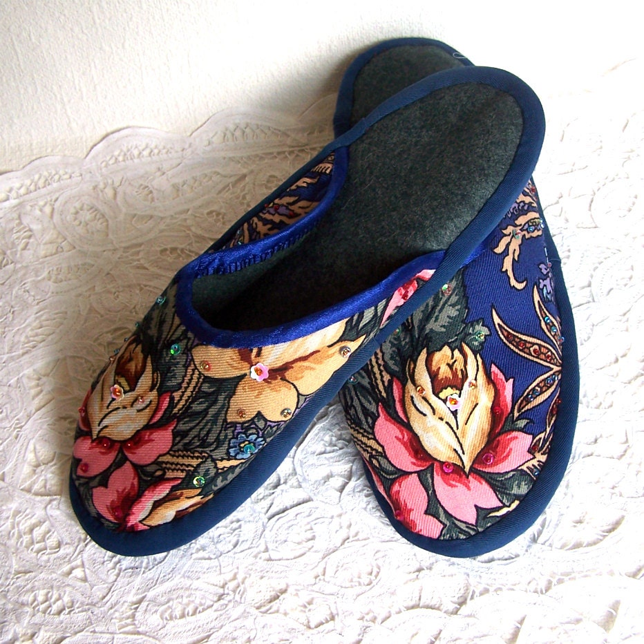 Handmade Home Slippers. House Shoes. Russian Slippers.