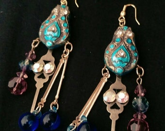 Items similar to Cute Vintage Dangle Earrings Spanish Flamenco earrings ...