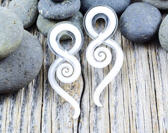 2G | Captured White Seaglass | Mini Squids | Gauged Glass Body Jewelry for Stretched Piercings by Glassheart