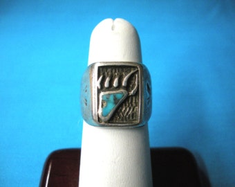 FREE SHIP mens size 7 sterling ring  Bear track overlay w/ inlaid Morenci turquoise, unsigned, 5/8" tall - BearlyArtDesigns store