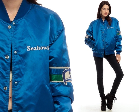 Satin Jacket 80s Seattle SEAHAWKS Football NFL Sports 90s Vintage Blue Washington American Retro Shiny Oversize Satin Jacket 80s Seattle SEAHAWKS Football NFL Sports 90s Vintage Blue Washington American Retro Shiny Oversize