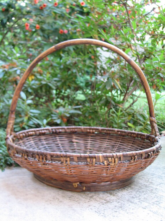 Large Oval Gathering Basket with Handle Vintage Basket