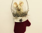 Christmas Mitten Mouse Ornament