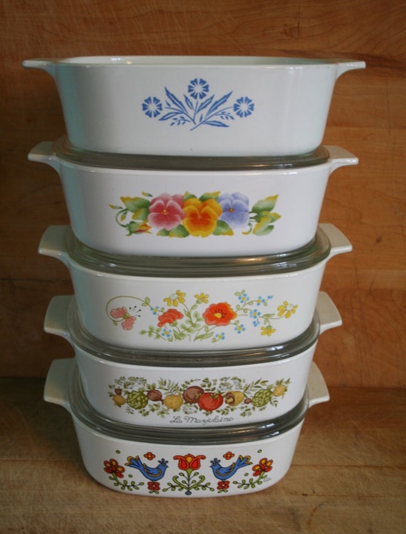 Corelle 2 qt Casserole Baking Dish with Glass Lid A 2 by artzybitz