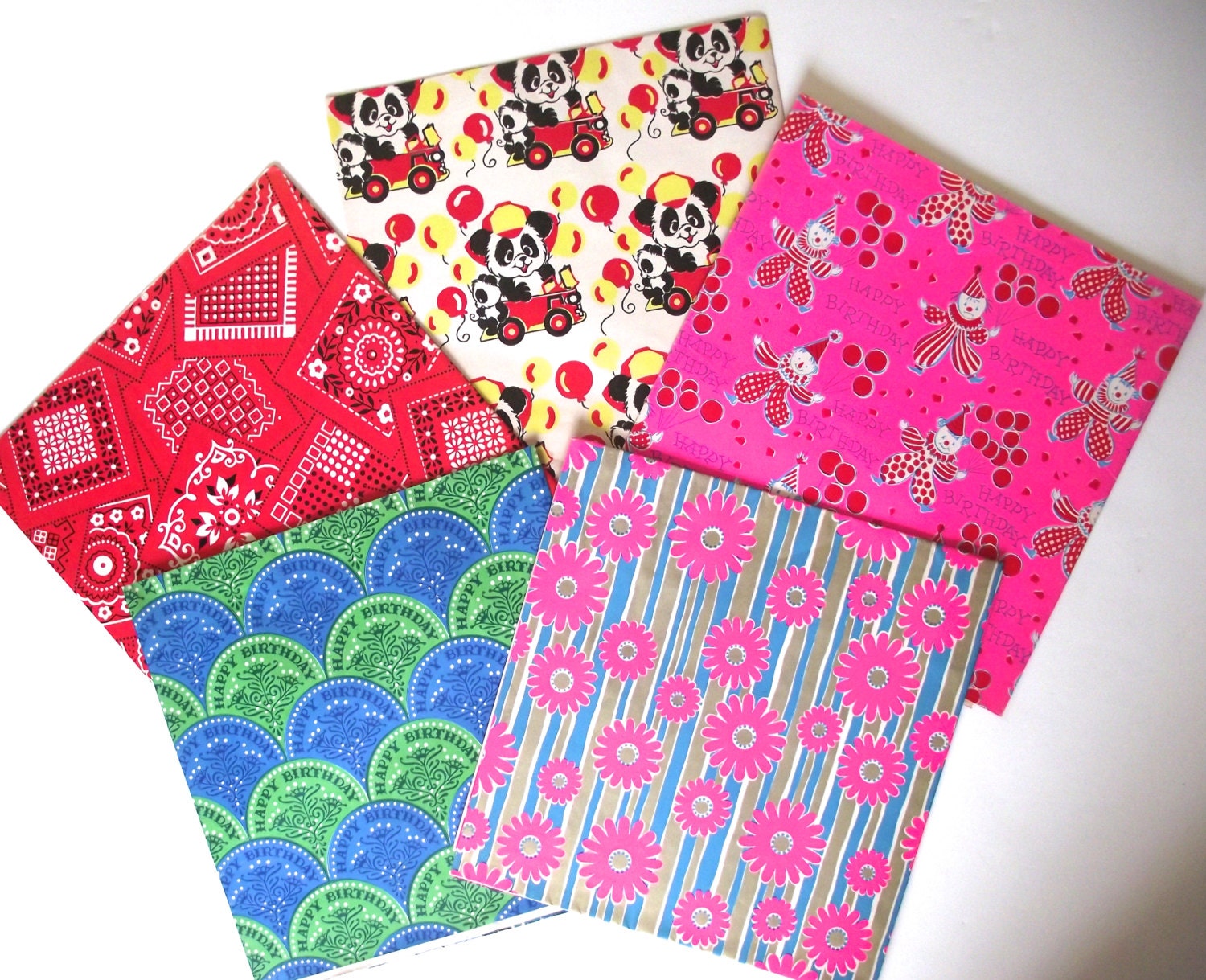 Vintage Wrapping Paper 5 Sheets of Birthday and by planetalissa