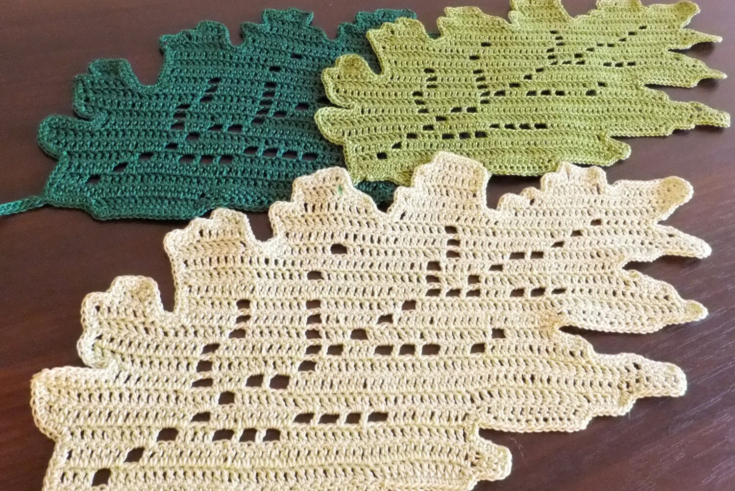 Oak leaf doily crochet leaf placemat fall table decor