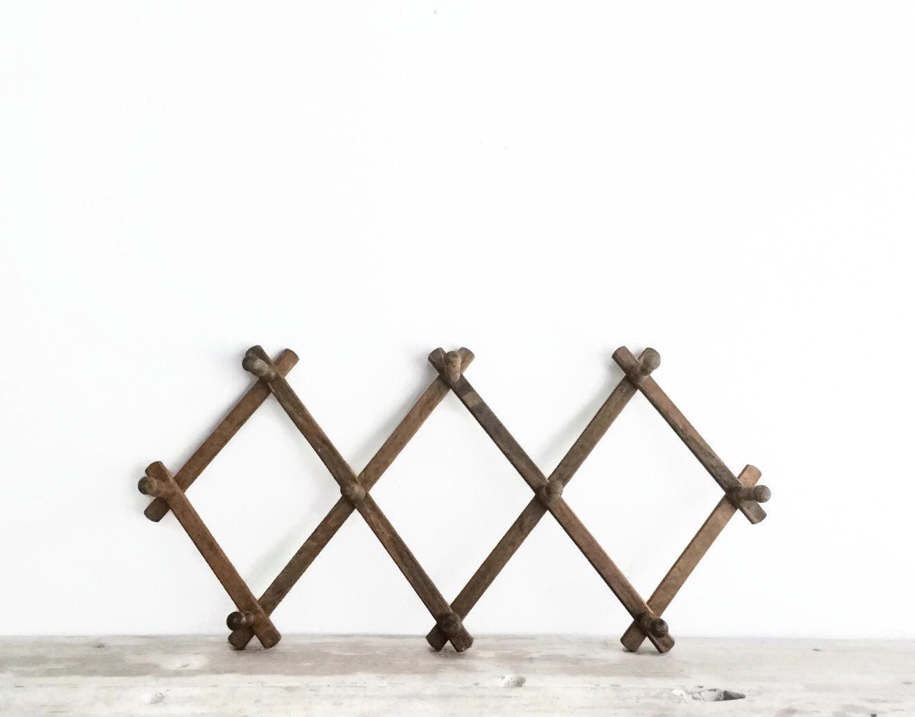 Vintage Farmhouse Hanging Hat Rack Wooden Expandable Hat