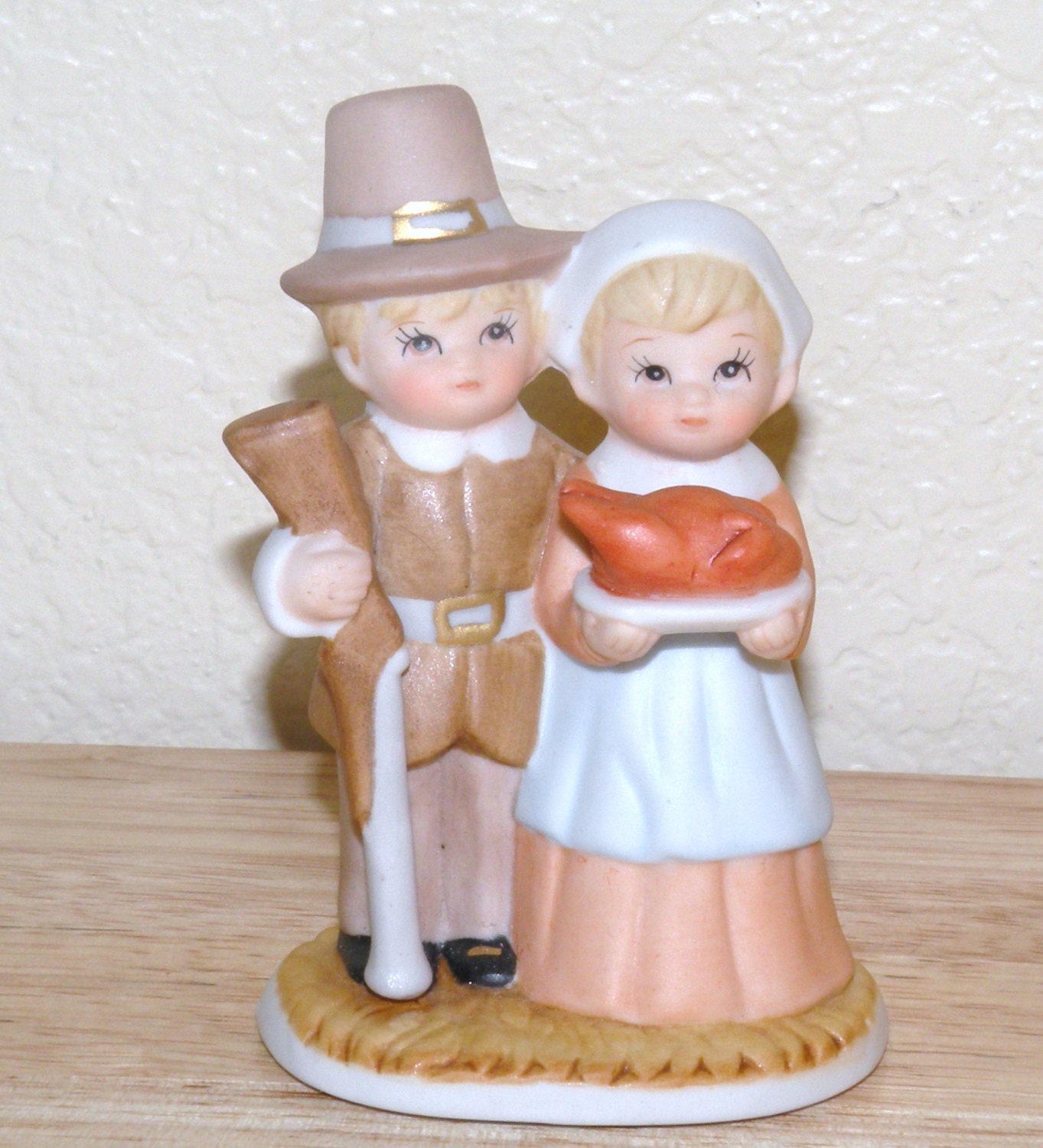 pilgrims thanksgiving figurine by lefton pilgrims thanksgiving figurine by lefton