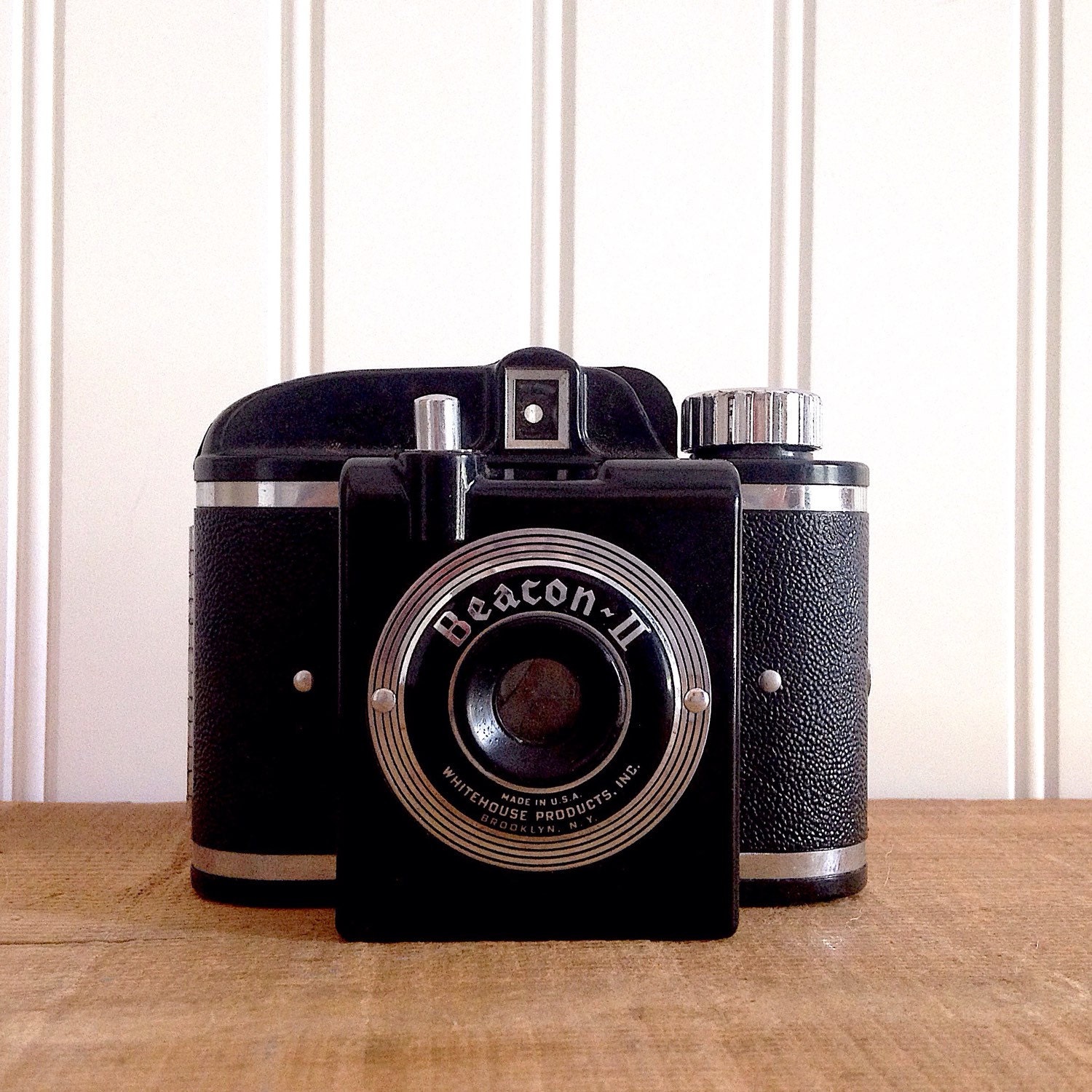 Beacon II 1940's Bakelite Camera by DearIndustry on Etsy