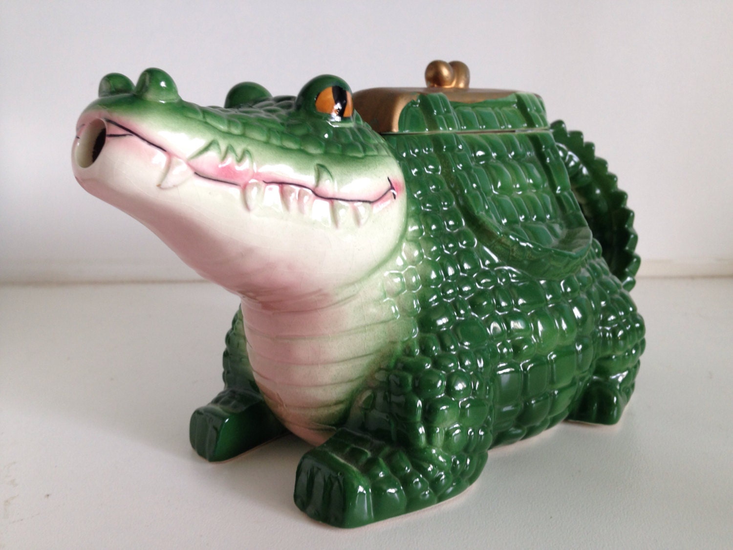 A Vintage Vandor Alligator Tea Pot – Haute Juice