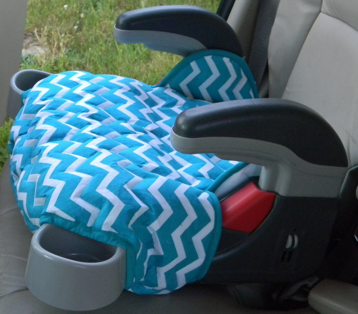 Booster seat cover for Graco Turbo booster seat padded in