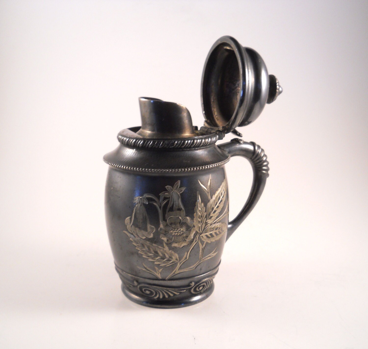 Vintage Antique Middletown Plate Co. Honey Syrup Creamer