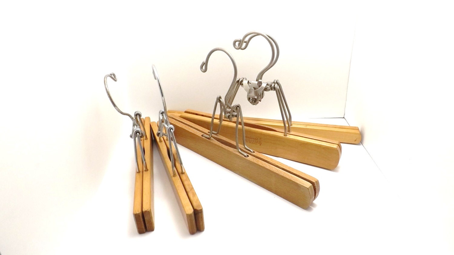 5 blonde wooden pants or skirt slat hangers, antique Haute Juice