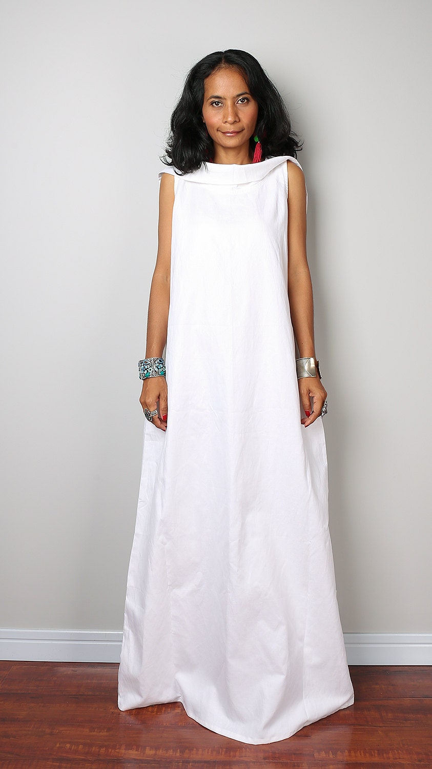 Linen Maxi Dress / Sleeveless White Dress with hood : The