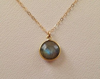 Labradorite Necklace in Gold -Gold Labradorite Necklace -Labradorite Pendant Necklace in Gold