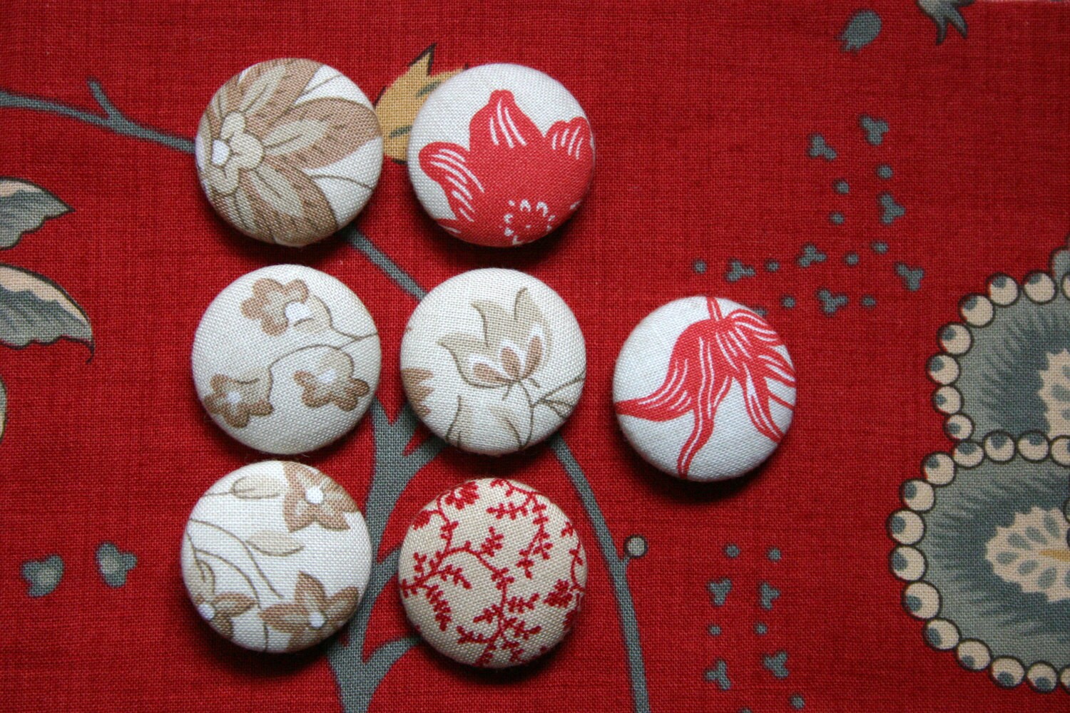 Handmade Fabric Covered Buttons Mixed Set of 7 23mm 7/8 inch