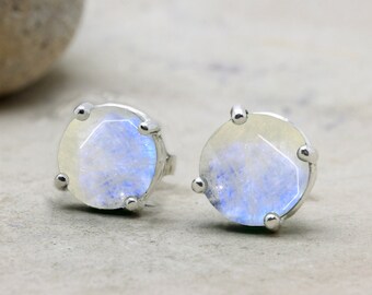 SUMMER SALE - moonstone earrings,round post earrings,silver earrings,gemstone earrings,semiprecious earrings,stone earrings