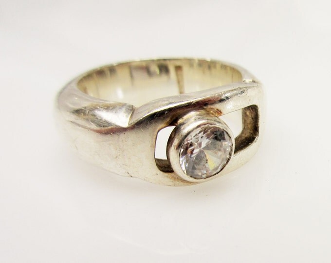 Sterling Silver modernistic band ring with Cubic Zirconia size 5 Mexico