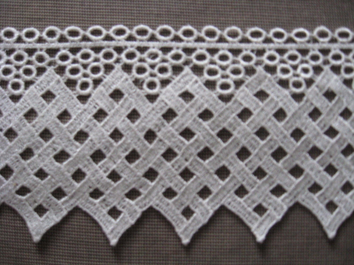 venise lace trim lattice pattern light ivory lace light venise lace trim lattice pattern light ivory lace light