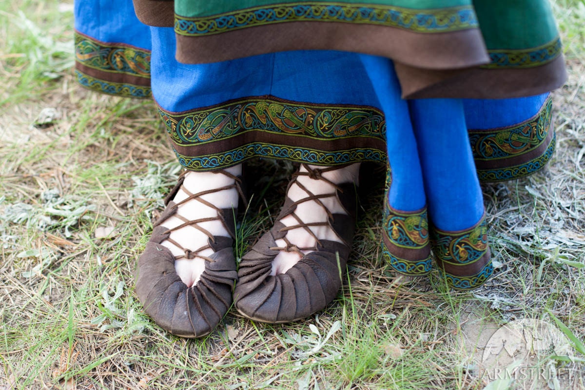 medieval ghillie shoes