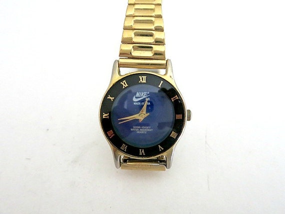 ladies sports watch waterproof