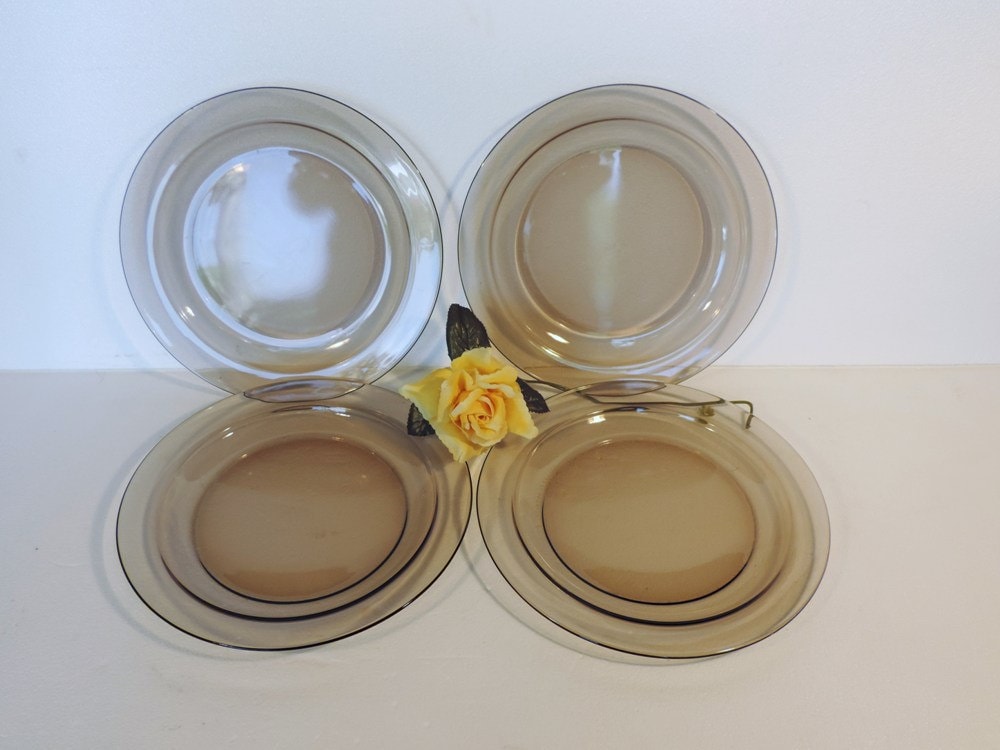 Arcoroc France amethyst glass dinner plates, set of 4 Haute Juice