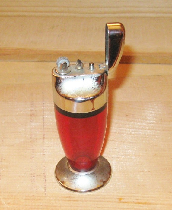 Vintage 1940s Ritepoint VuLighter Liter Red Table Desk Cigarette Lighter