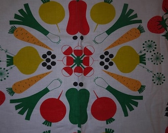 Fabric - Almedahls - Aune Laukkanen - 1960 - Fruits & Veggies