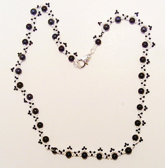 Black and White Beadwoven Seed Bead by Louisefashionjewelry