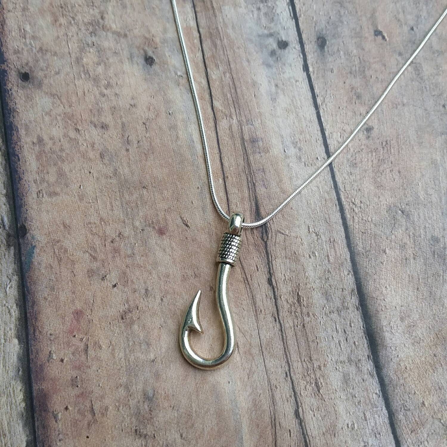 Fish hook necklace with nickel free 18 chain