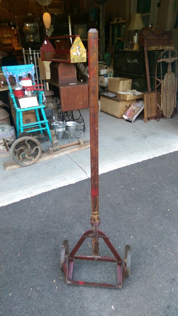 Antique Vintage Hand truck Single Handled Barrel Hand Truck