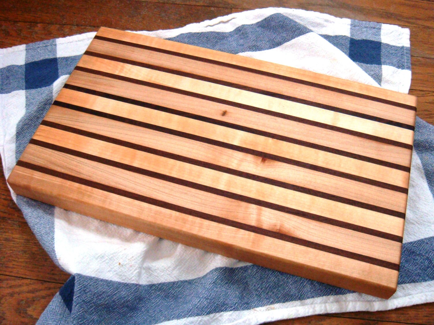 unique hand-crafted wooden cutting board walnut & maple