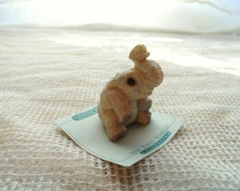 United Design BABY ELEPHANT Itty Bitty World Collection- Elephant Baby Figurine- Miniature Cabinet Display- Tiny Pachyderm Statue