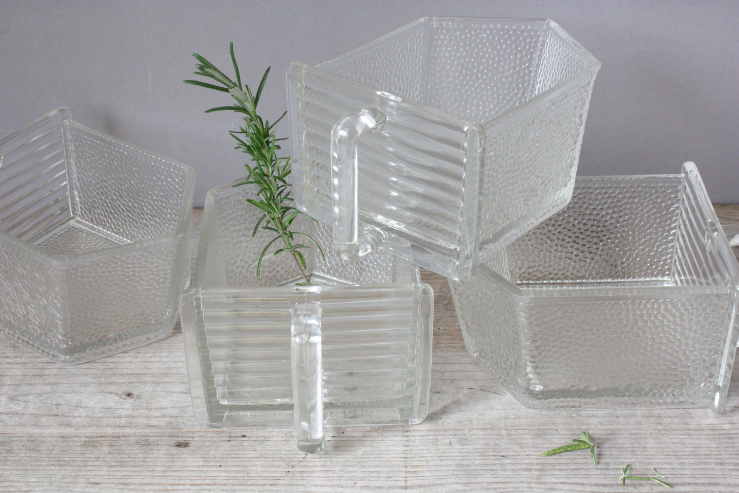 Reserviert 4 große Poncet Glasschütten vintage alte