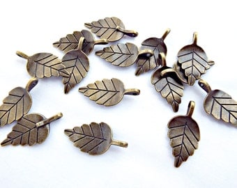 10 Leaf Charms, Antique Bronze Charm, Leaf Pendant, 28mm Bronze Leaves, Double Sided, Metal Charms, Bronze Leaf, UK Seller, Jewelry Supplies
