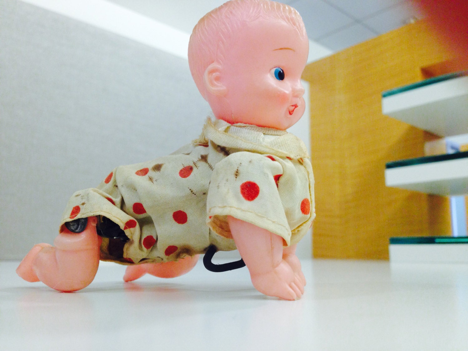 crawling baby doll toy