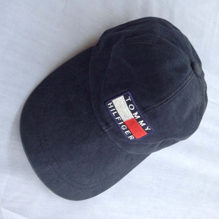 tommy hilfiger cap navy blue