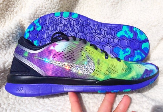 new nike running shoes beads