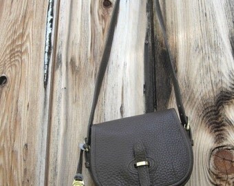 Dooney & Bourke~Duck~Rare~Collector's~ Cross Body Marble~ New Condition Vintage~ 8" X 8" X 3"