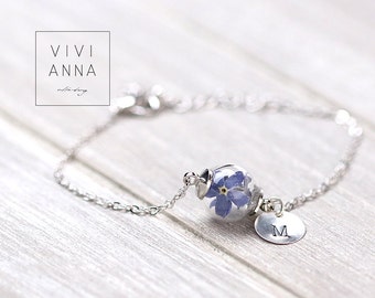 Custom delicate engraved Bracelet with real dried Forget me not.Engraved Nameplate. Name bracelet. gift for her. gift for mom A050