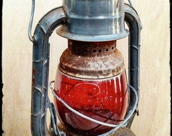 Vintage Dietz Little Wizard Oil Lantern / Oil Lantern with Red Glass / Train Conductor's Lantern / Warning Signal Lantern / F934