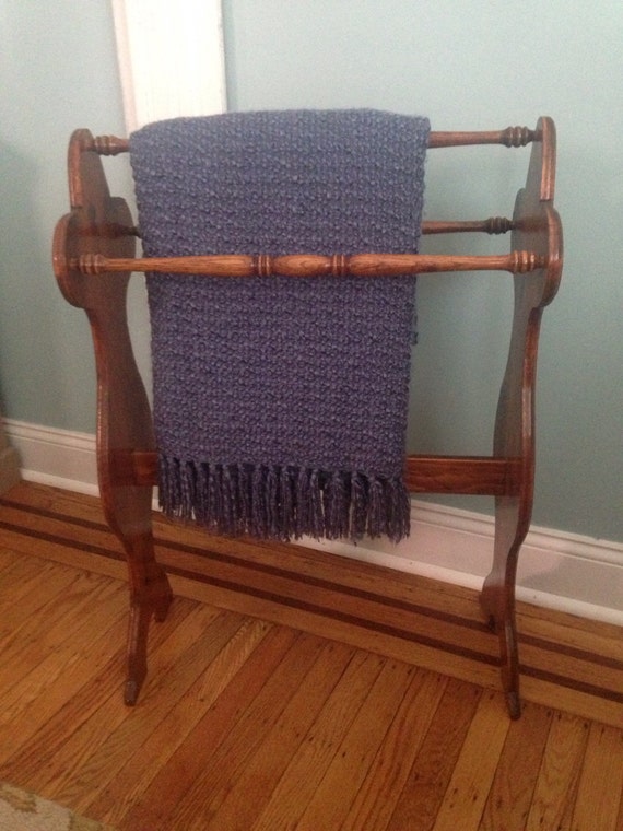 Small Quilt Rack Blanket Rack by 2BirdsVintage on Etsy